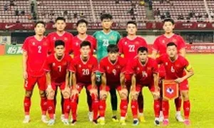 U22 Việt Nam thắng Malaysia dù thiếu người