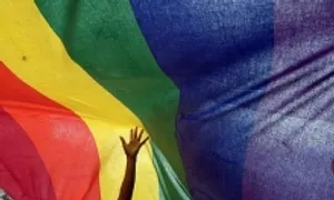 Bất mãn với cơ thể mới sau nhiều lần mổ chuyển giới